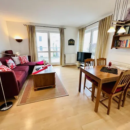 Wintergarten-appartement, Warnemuende Rostock