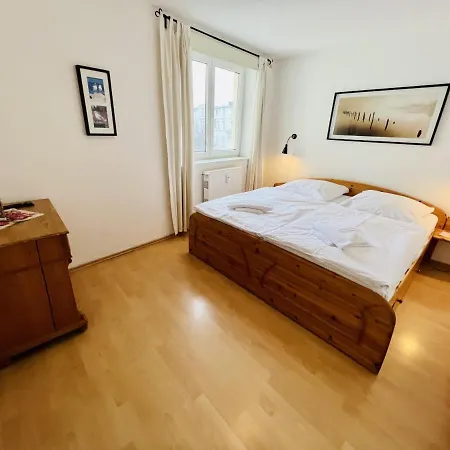 Wintergarten-appartement, Warnemuende Appartement