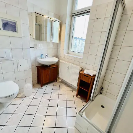 Wintergarten-appartement, Warnemuende Rostock