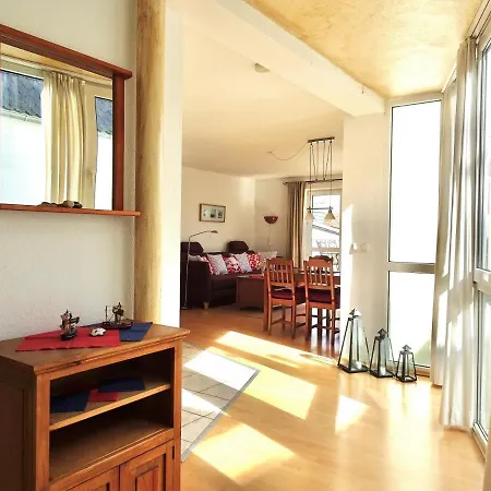 Wintergarten-appartement, Warnemuende Rostock