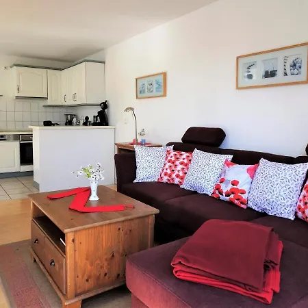 Wintergarten-appartement, Warnemuende Rostock